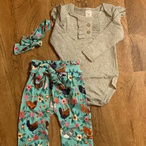 Girls Boutique Outfit-Chicken Print